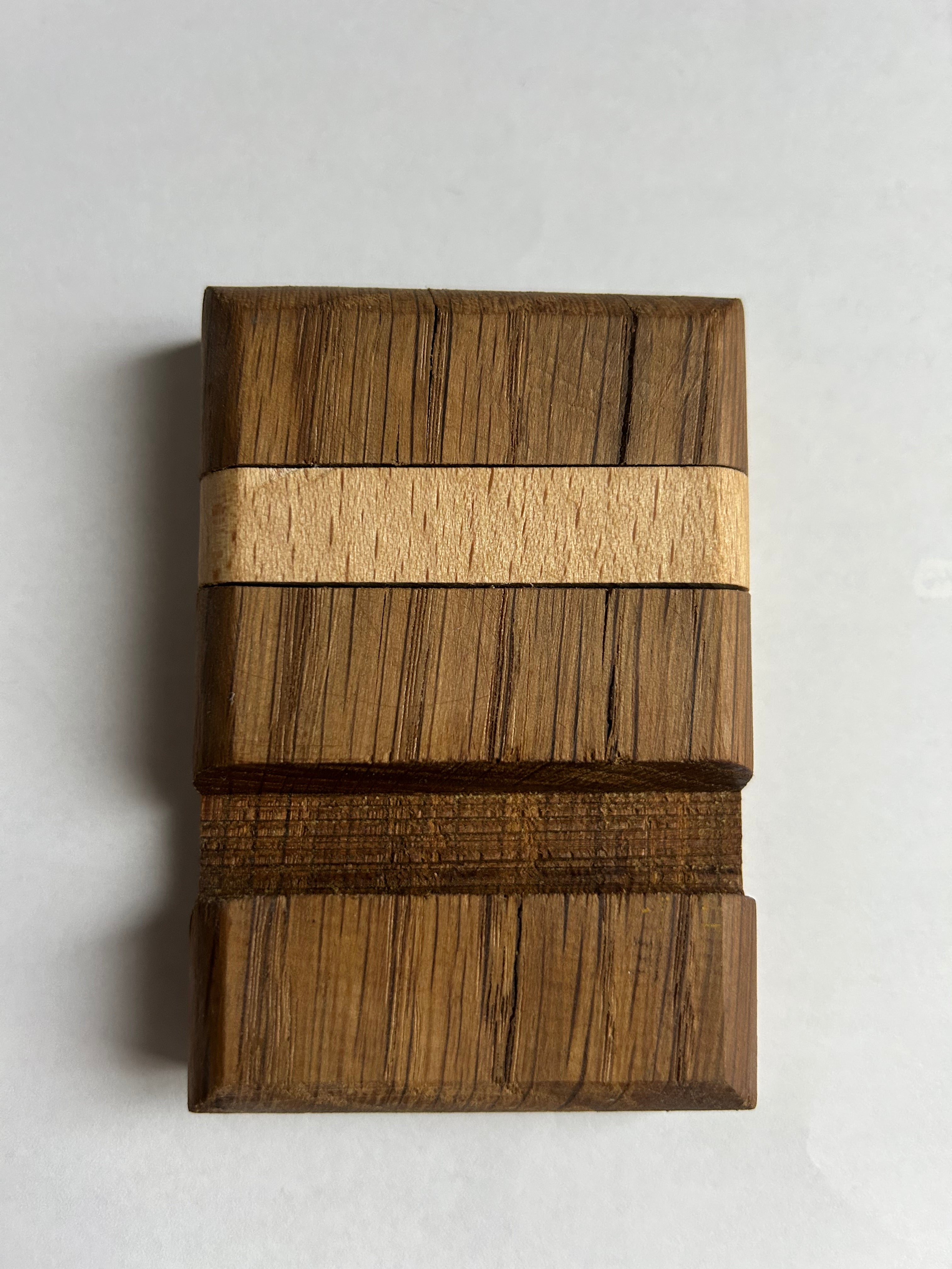 Support de téléphone en bois massif